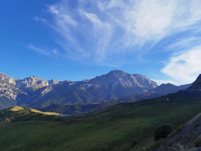 伊犁十大旅游景点（收藏篇伊犁最美的52处绝色美景）(109)