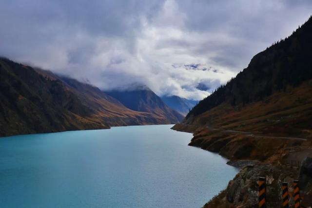 伊犁十大旅游景点（收藏篇伊犁最美的52处绝色美景）(91)