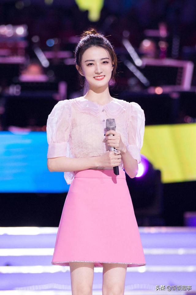 中国腿最长的女明星前十名（15位拥有纤细美腿的女明星）(53)