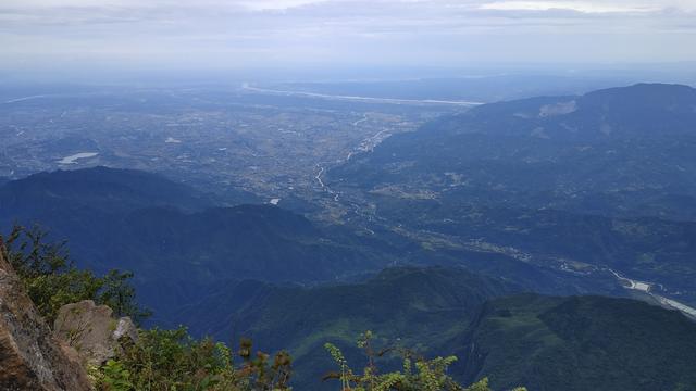 乐山大佛峨眉山二日游详细路线（四川乐山大佛-峨眉山两日游路线攻略）(16)