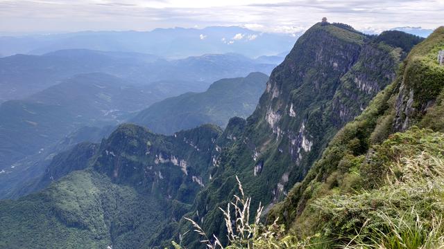 乐山大佛峨眉山二日游详细路线（四川乐山大佛-峨眉山两日游路线攻略）(22)