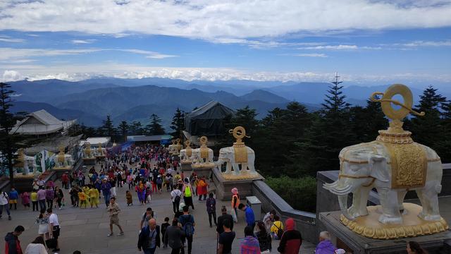 乐山大佛峨眉山二日游详细路线（四川乐山大佛-峨眉山两日游路线攻略）(13)