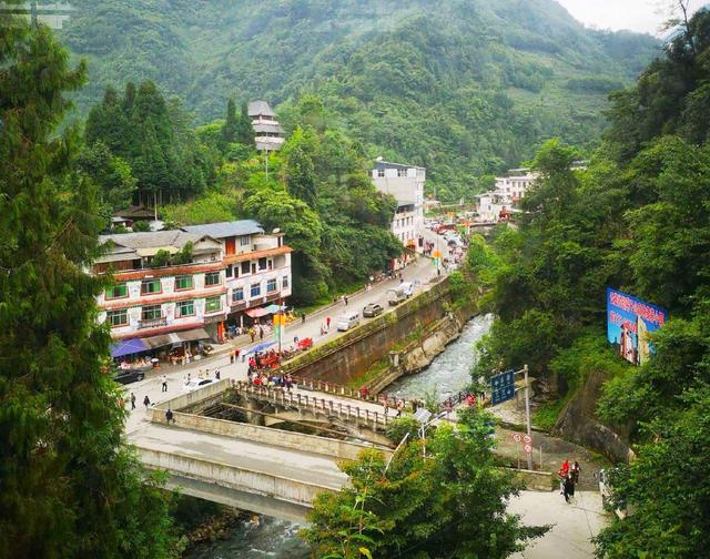 四川哪些地方有农家乐避暑（四川一避暑胜地）(3)