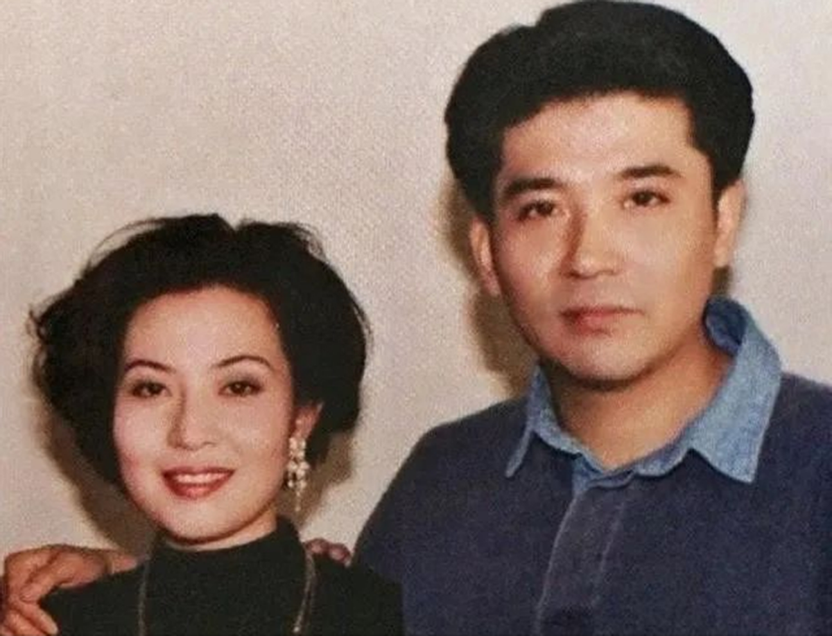 孙淳个人资料照片 ：娱乐圈的一股清流，为了妻子坚持丁克36年，但他也曾后悔过