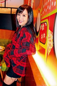 ​她是《喜爱夜蒲》里的夜店女王 现实演绎从靓模到演员的完美蜕变