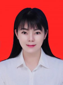 ​美女民警出身的政法委副书记，落马