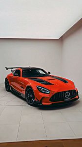 ​奔驰跑车amg gt(奔驰跑车AMG GT6的发动机)