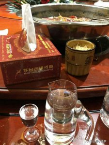 ​飞天茅台怎么认？飞天茅台怎么认证?