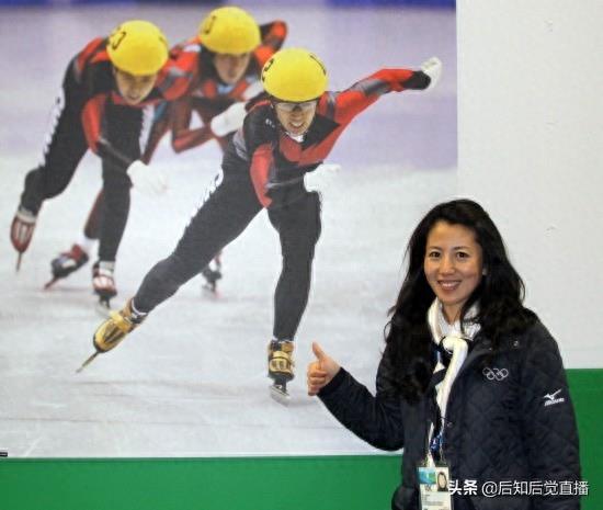 中国短道速滑队名将杨杨 端庄干练身兼数职 但仍然保持着优雅